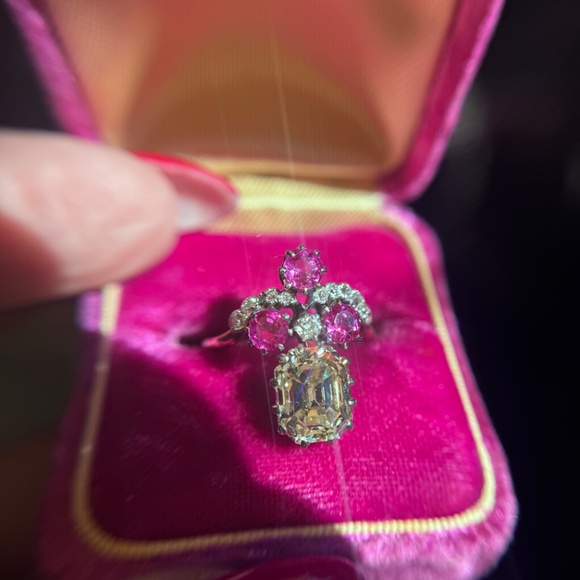 4.22 ctw Belle Époque Antique Emerald Cut Diamond Engagement Ring - Picture 4 of 13